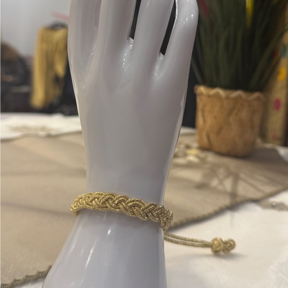 Elegant Handmade Gold Bracelet and Chocker